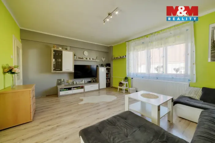 Prodej bytu 3+1, Cheb, Valdštejnova, 86 m2