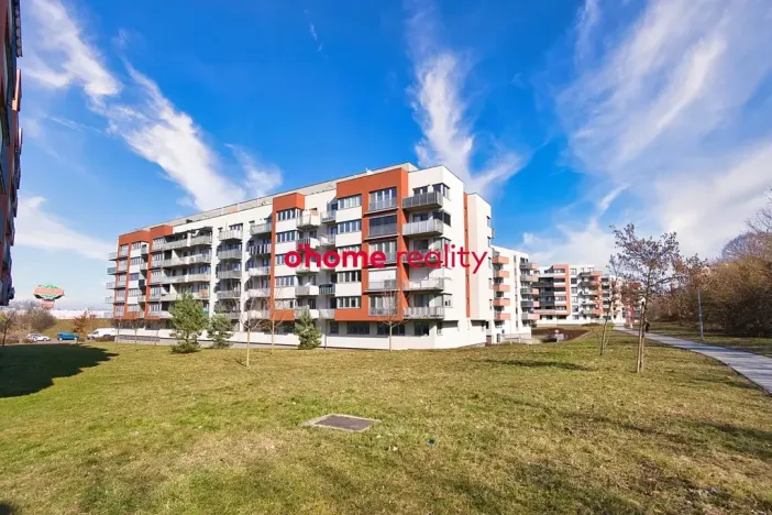 Prodej garážového stání, Olomouc, Edvarda Beneše, 13 m2