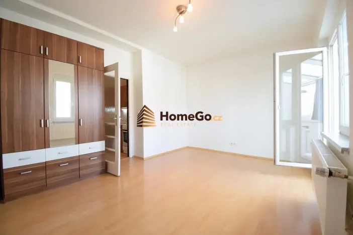 Pronájem bytu 2+kk, Praha - Nusle, U gymnázia, 44 m2