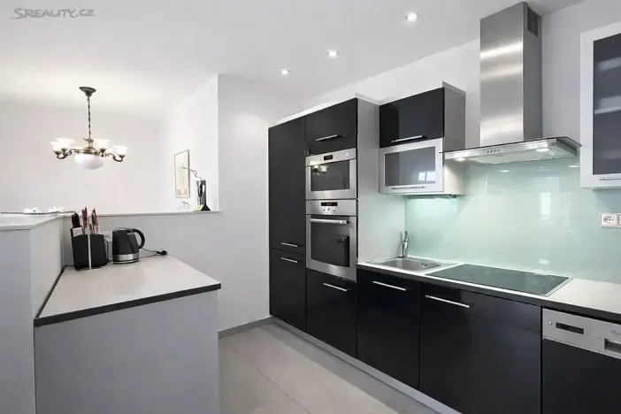 Pronájem bytu 3+kk, Praha - Žižkov, Pod Parukářkou, 75 m2