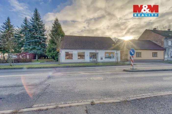 Pronájem obchodního prostoru, Nýřany, Revoluční, 47 m2