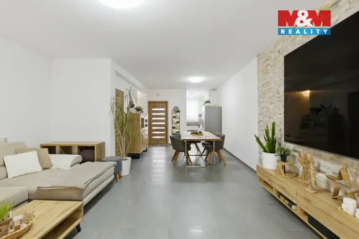 Prodej rodinného domu, Louny, Jabloňová, 126 m2