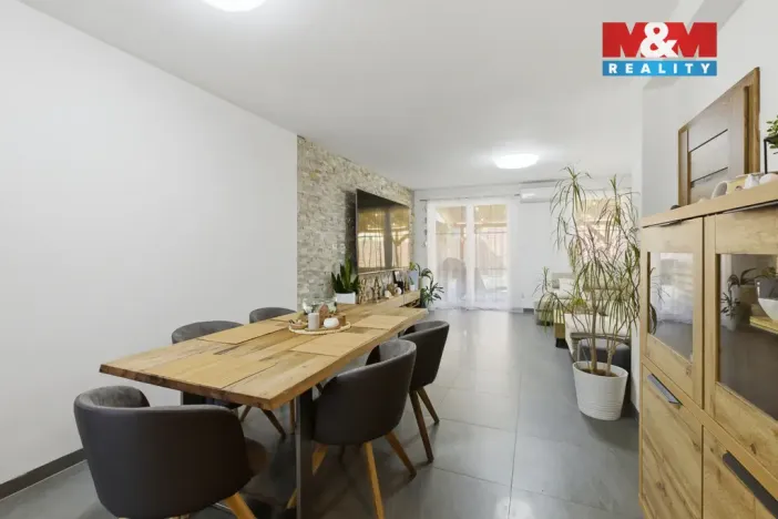 Prodej rodinného domu, Louny, Jabloňová, 126 m2