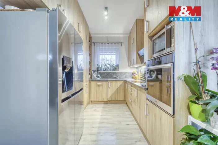 Prodej bytu 4+kk, Králův Dvůr - Křižatky, Na Vinohradech, 94 m2