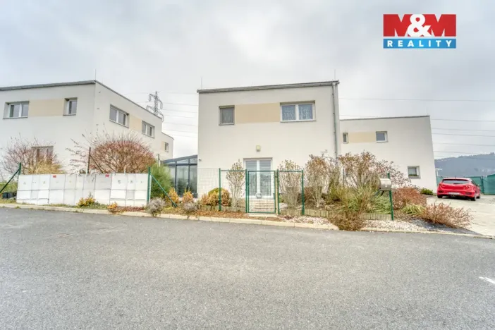 Prodej bytu 4+kk, Králův Dvůr - Křižatky, Na Vinohradech, 94 m2