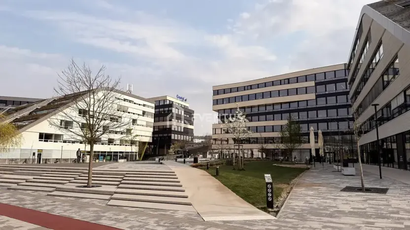 Pronájem bytu 2+kk, Praha - Libeň, Menclova, 58 m2