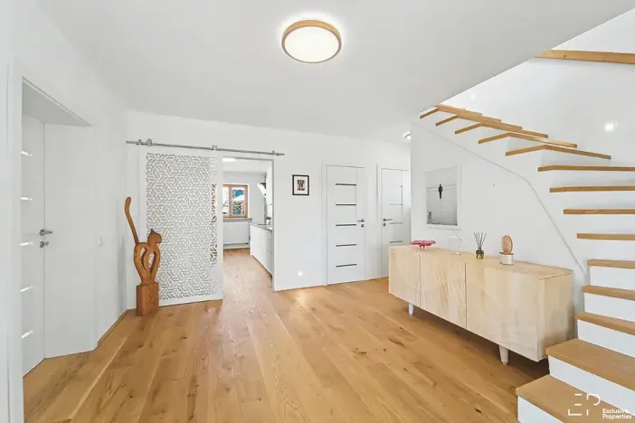 Prodej rodinného domu, Slapy, 309 m2