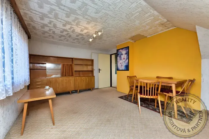 Prodej rodinného domu, Černuc, 240 m2