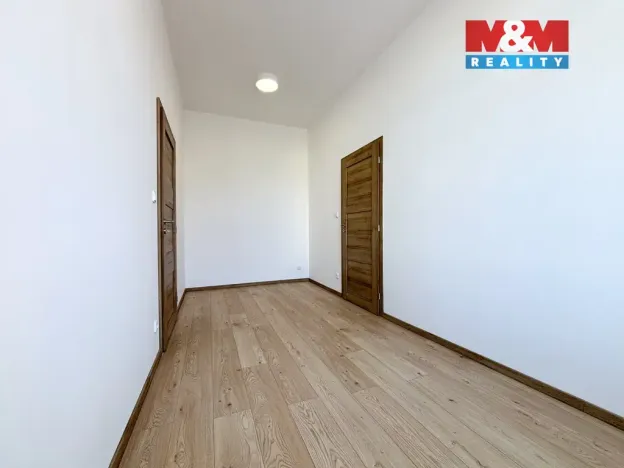 Pronájem bytu 3+kk, Bzenec, náměstí Svobody, 59 m2