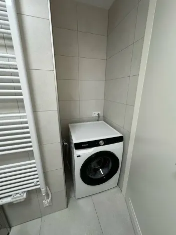 Pronájem bytu 2+kk, Praha - Karlín, Sokolova, 67 m2