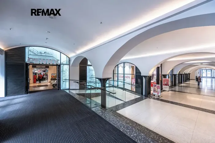 Pronájem bytu 2+kk, Praha - Nusle, Vrtbova, 42 m2