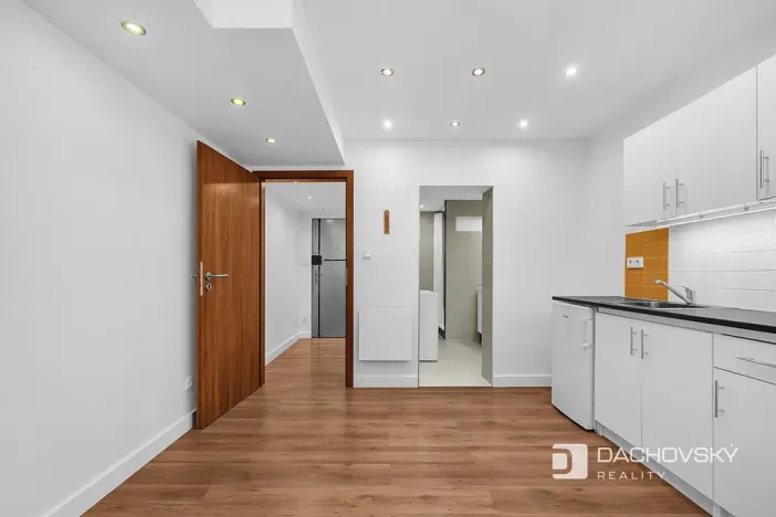 Prodej kanceláře, Pardubice, Josefa Ressla, 22 m2