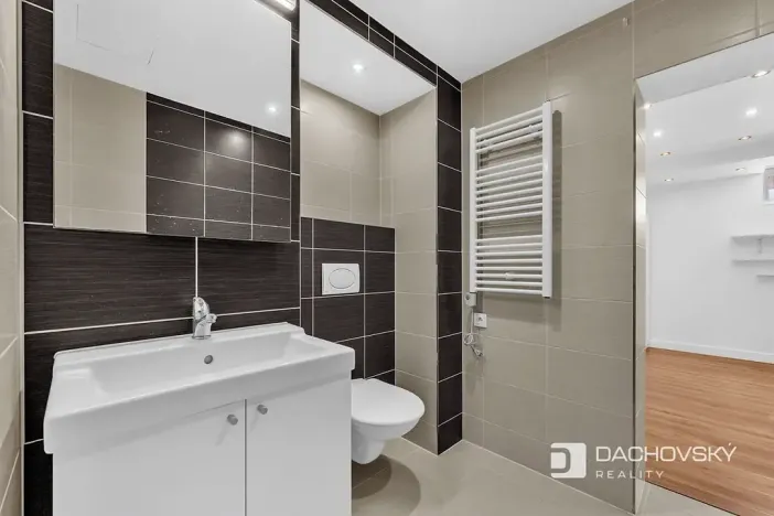 Prodej kanceláře, Pardubice, Josefa Ressla, 22 m2