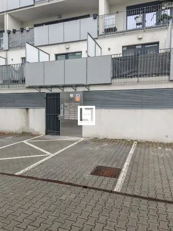 Pronájem - jiné, Olomouc, Wellnerova, 13 m2