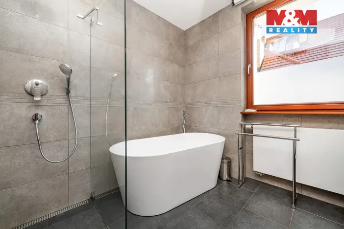 Prodej rodinného domu, Praha, U páté baterie, 312 m2