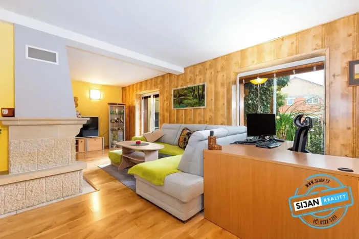 Prodej rodinného domu, Opava, Slezská, 275 m2