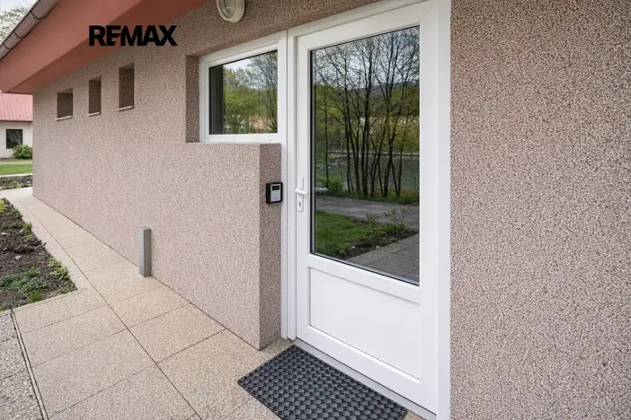 Pronájem bytu 1+1, Adamov, Petra Jilemnického, 40 m2