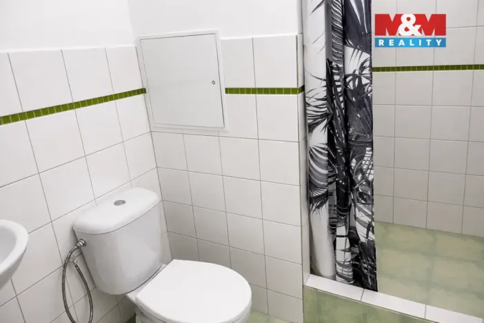 Pronájem bytu 1+1, Louny, Tomanova, 35 m2