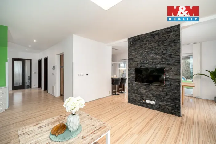 Prodej rodinného domu, Řečany nad Labem, K Tišině, 266 m2