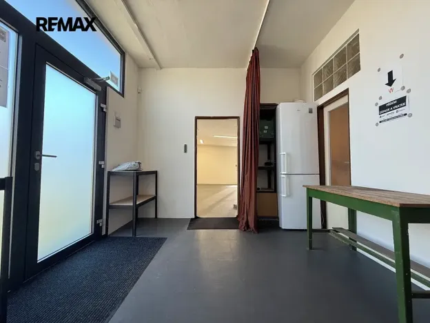 Pronájem obchodního prostoru, Horní Bříza, Sídlištní, 145 m2