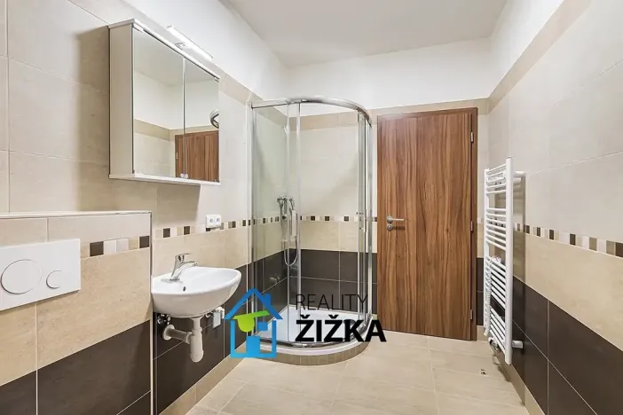 Pronájem bytu 1+kk, Rousínov, Sušilovo náměstí, 24 m2