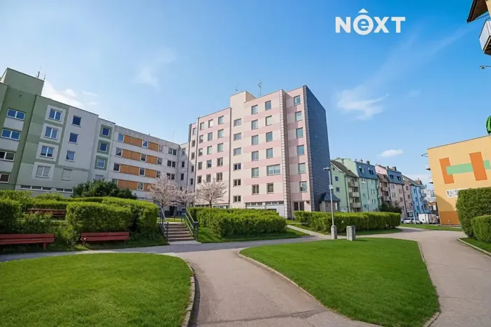 Prodej bytu 3+1, Jindřichův Hradec, Kosmonautů, 69 m2