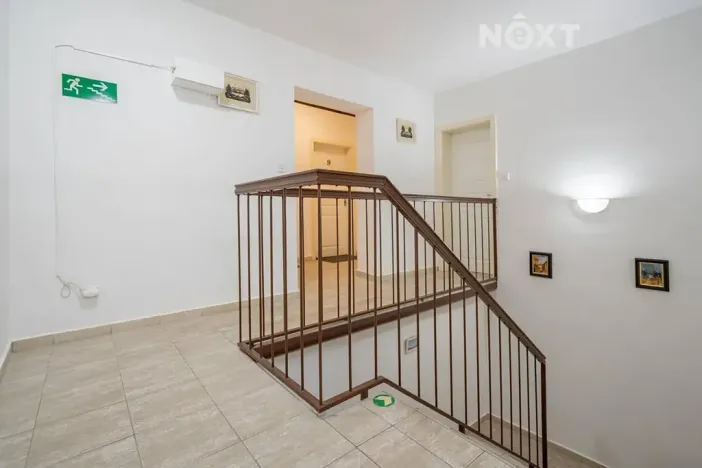 Prodej obchodního prostoru, Český Krumlov, Chvalšinská, 522 m2