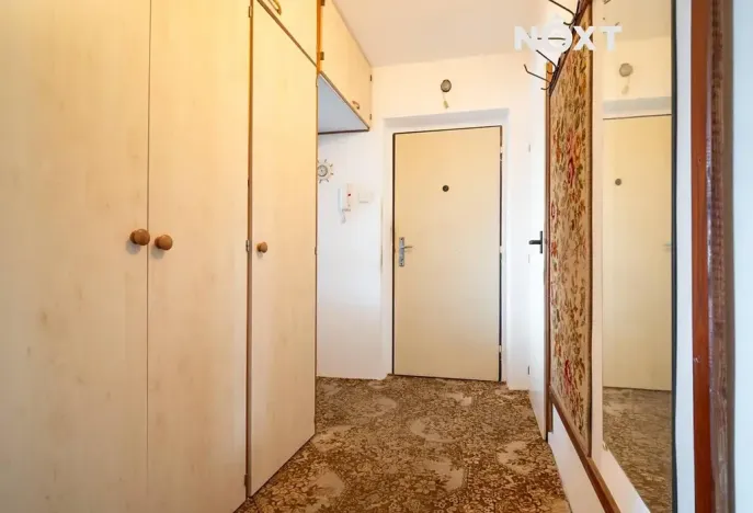 Prodej bytu 3+1, České Budějovice, Suchovrbenské nám., 65 m2