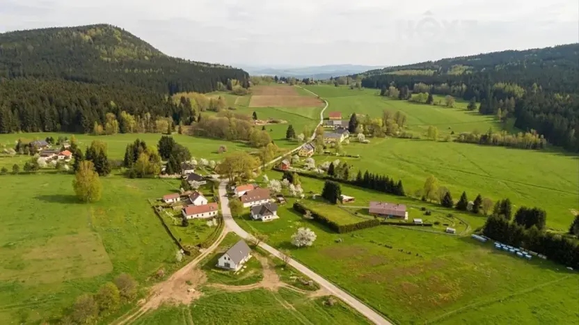 Prodej ubytování, Horní Stropnice, 360 m2