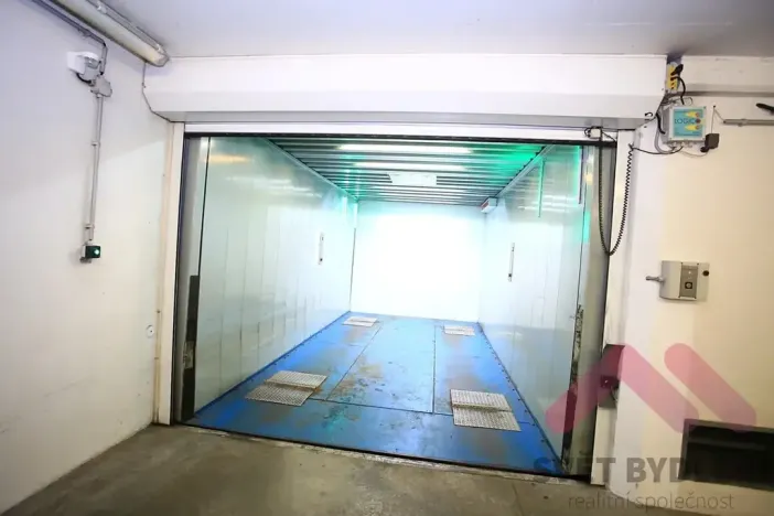 Pronájem bytu 2+kk, Praha - Žižkov, Jeseniova, 53 m2