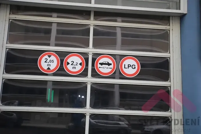 Pronájem bytu 2+kk, Praha - Žižkov, Jeseniova, 53 m2