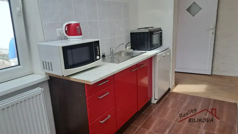 Pronájem bytu 1+1, Mochov, Havlíčkova, 28 m2