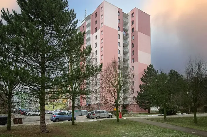 Prodej bytu 2+kk, Tábor, nám. Přátelství, 40 m2
