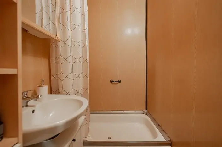 Prodej bytu 2+kk, Tábor, nám. Přátelství, 40 m2