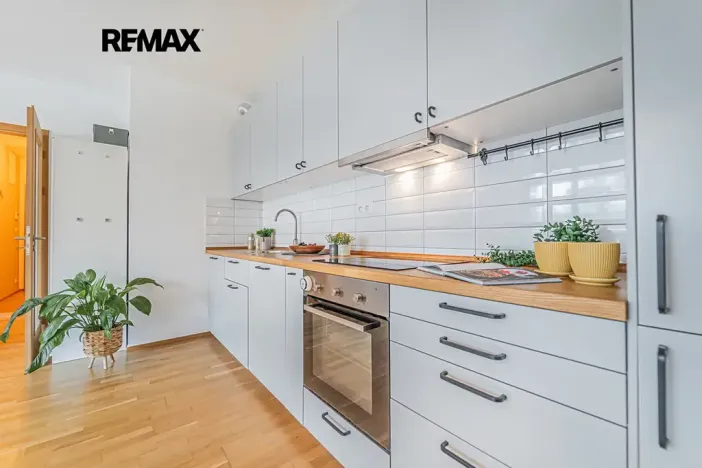 Pronájem bytu 2+kk, Praha - Libeň, Davídkova, 51 m2