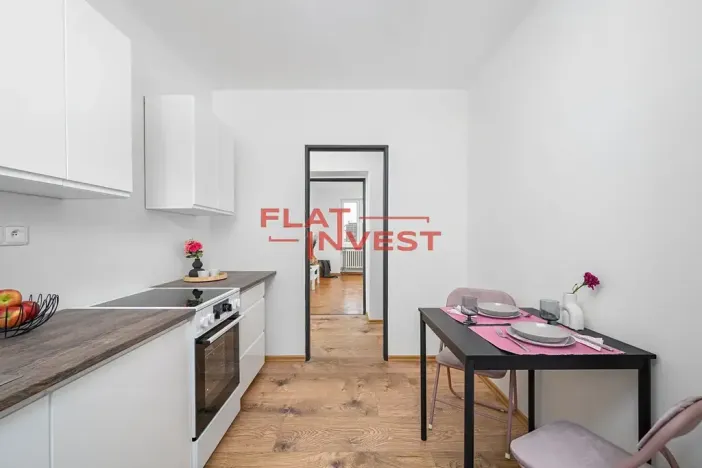 Prodej bytu 3+1, Liberec, Stavební, 72 m2