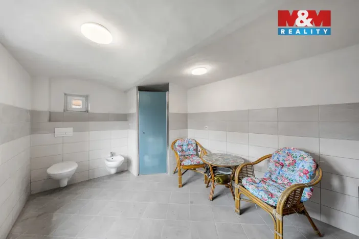 Prodej rodinného domu, Huntířov - Stará Oleška, 200 m2