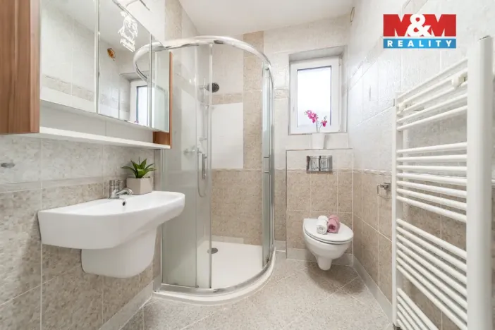 Prodej rodinného domu, Zlatá, 148 m2