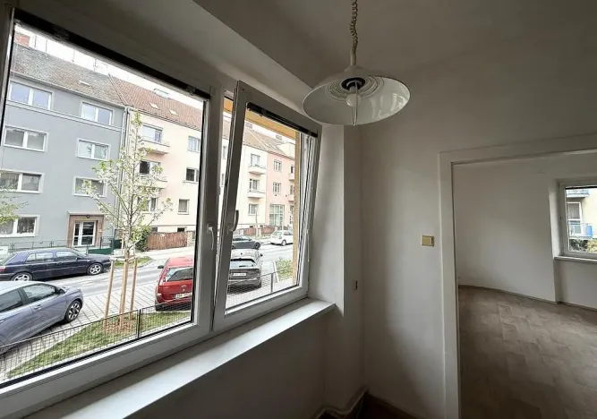 Pronájem bytu 1+1, Brno - Černá Pole, Krkoškova, 35 m2