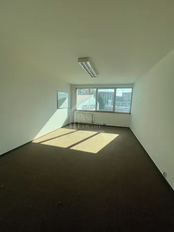 Pronájem kanceláře, Praha - Vršovice, Přípotoční, 160 m2