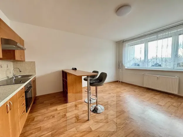 Pronájem bytu 2+kk, Ostrava, Plzeňská, 48 m2