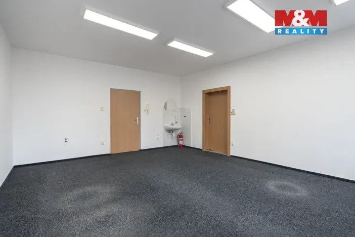 Prodej činžovního domu, Vítkov, náměstí Jana Zajíce, 580 m2