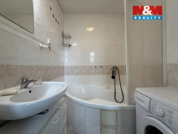 Pronájem bytu 3+1, Jablonec nad Nisou, Lužická, 74 m2