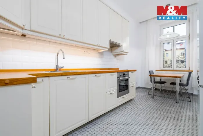 Prodej bytu 2+1, Praha - Vinohrady, Lublaňská, 66 m2