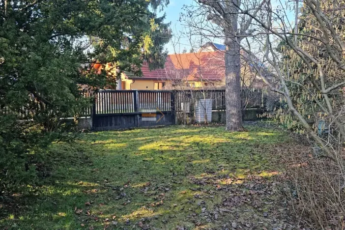 Prodej pozemku pro bydlení, Bašť, Horka, 2096 m2