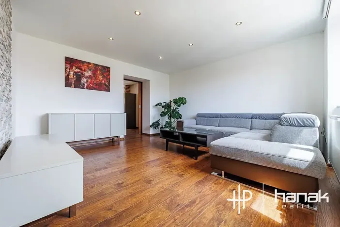 Pronájem bytu 2+1, Olomouc, Za poštou, 56 m2