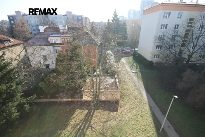 Pronájem bytu 2+1, Praha - Malešice, Troilova, 53 m2