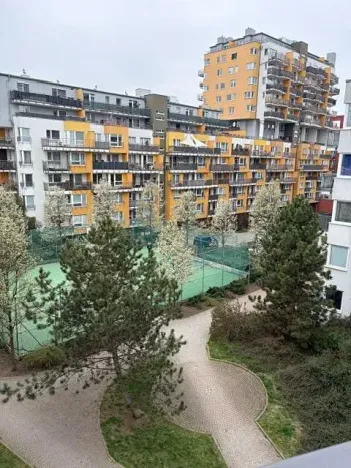 Pronájem bytu 2+kk, Praha - Hloubětín, Poděbradská, 49 m2