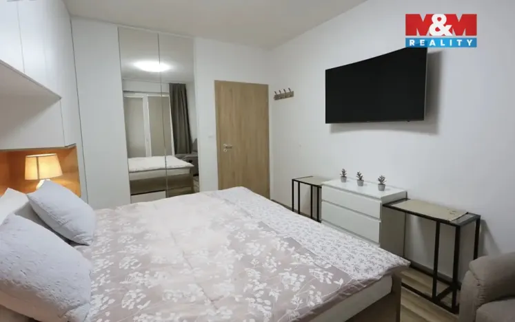 Pronájem bytu 2+kk, Praha - Uhříněves, Karla Guta, 49 m2