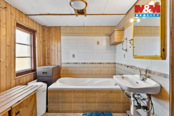 Prodej chalupy, Dlouhý Most, 150 m2